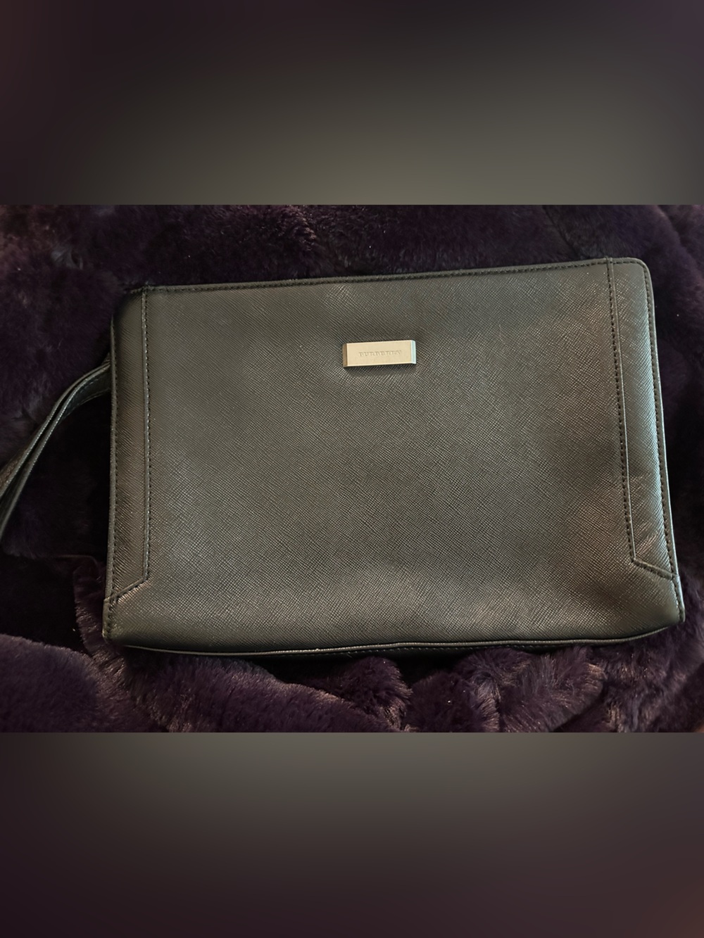 Burberry Black calfskin Leather Wristlet organizer Clutch